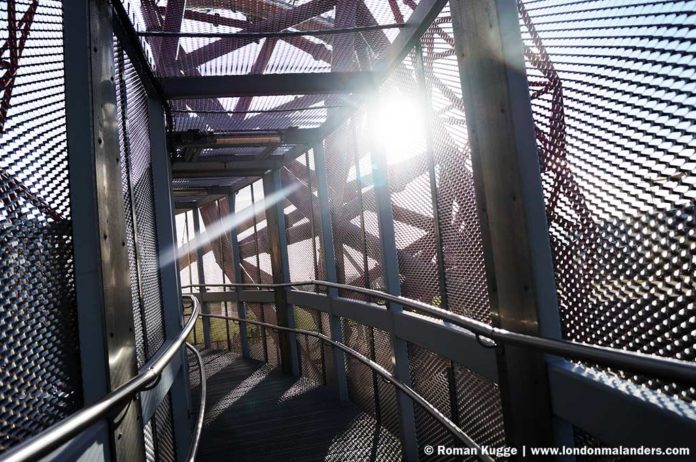 The Orbit Slide Rutsche London Treppe