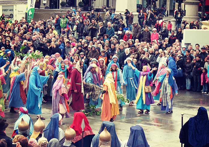 Play Ostern London Trafalgar Square