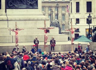 Ostern in London 2025: Öffnungszeiten, Traditionen und Events Passion Play Ostern London Trafalgar Square