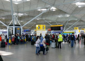 London Stansted: die besten Flughafen-Transfers im Überblick Flughafen London Stansted