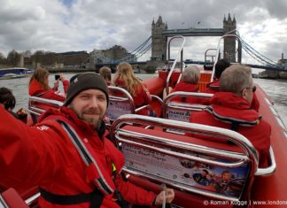Stadtrundfahrt in London: 10 interessante Touren Speedboot London Roman Kugge