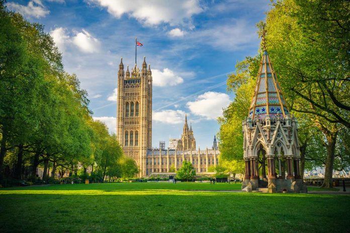 Victoria Tower Gardens Park London